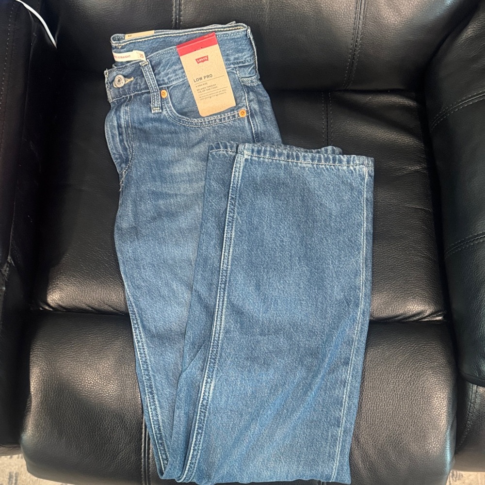 Women’s Levi Low Pro Jeans